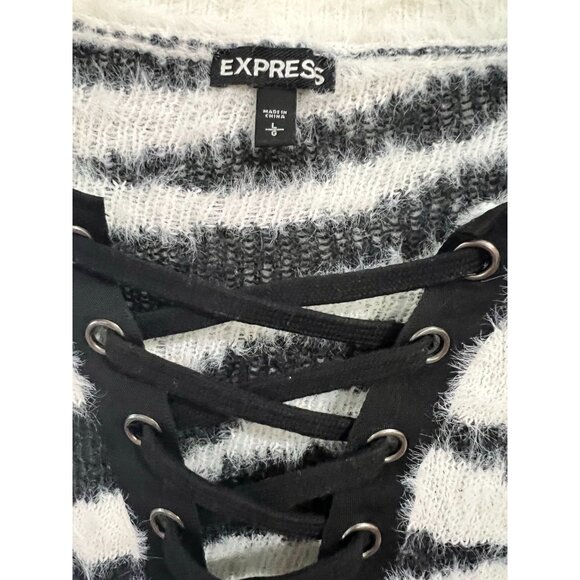 Express Women Animal Print Long Sleeve Sweater Black/White Zebra Print - Large - Picture 3 of 9